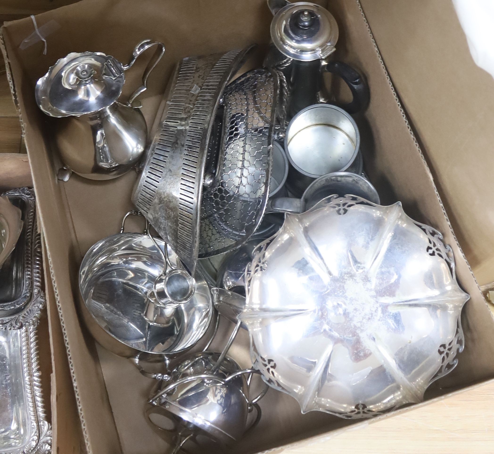 A quantity of mixed plated wares
